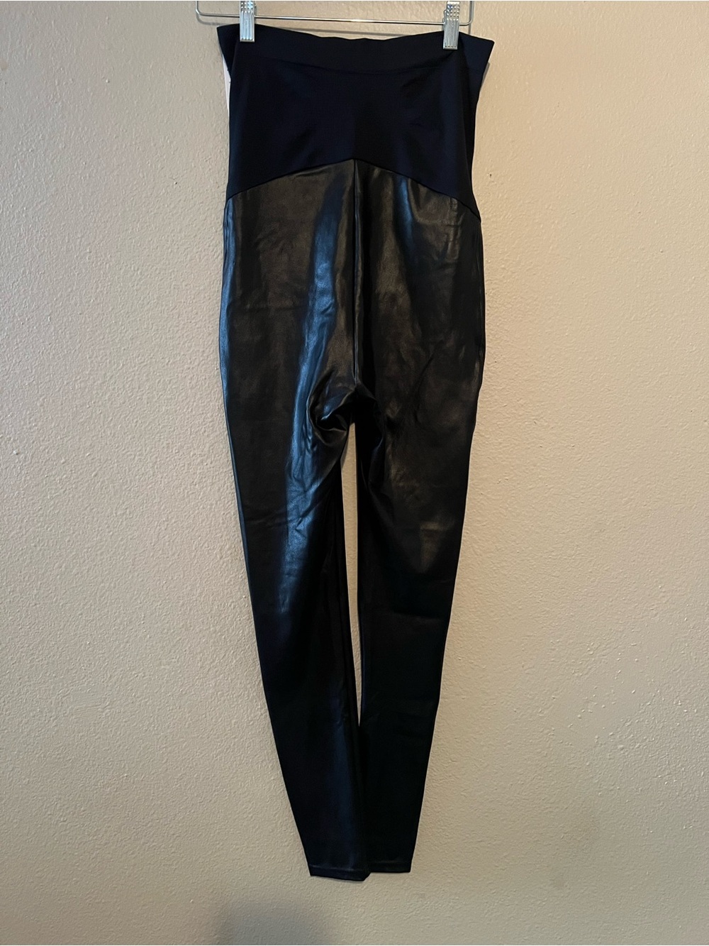 Spanx Faux Leather Leggings Black Size XL  Maternity Leggings NWT - Picture 4 of 5